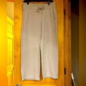 Athleta Seasoft Mid Rise Straight Crop Pants